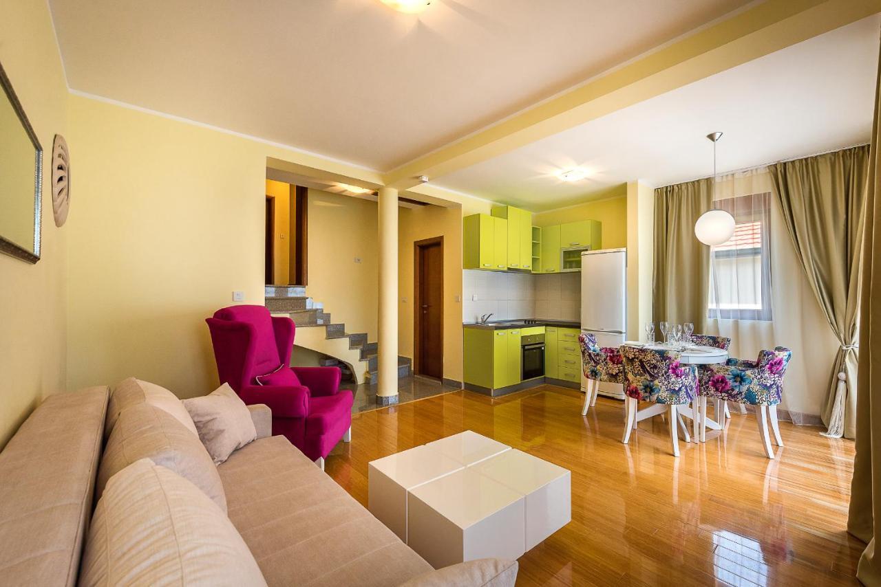 Santorini Apart Krasići Extérieur photo