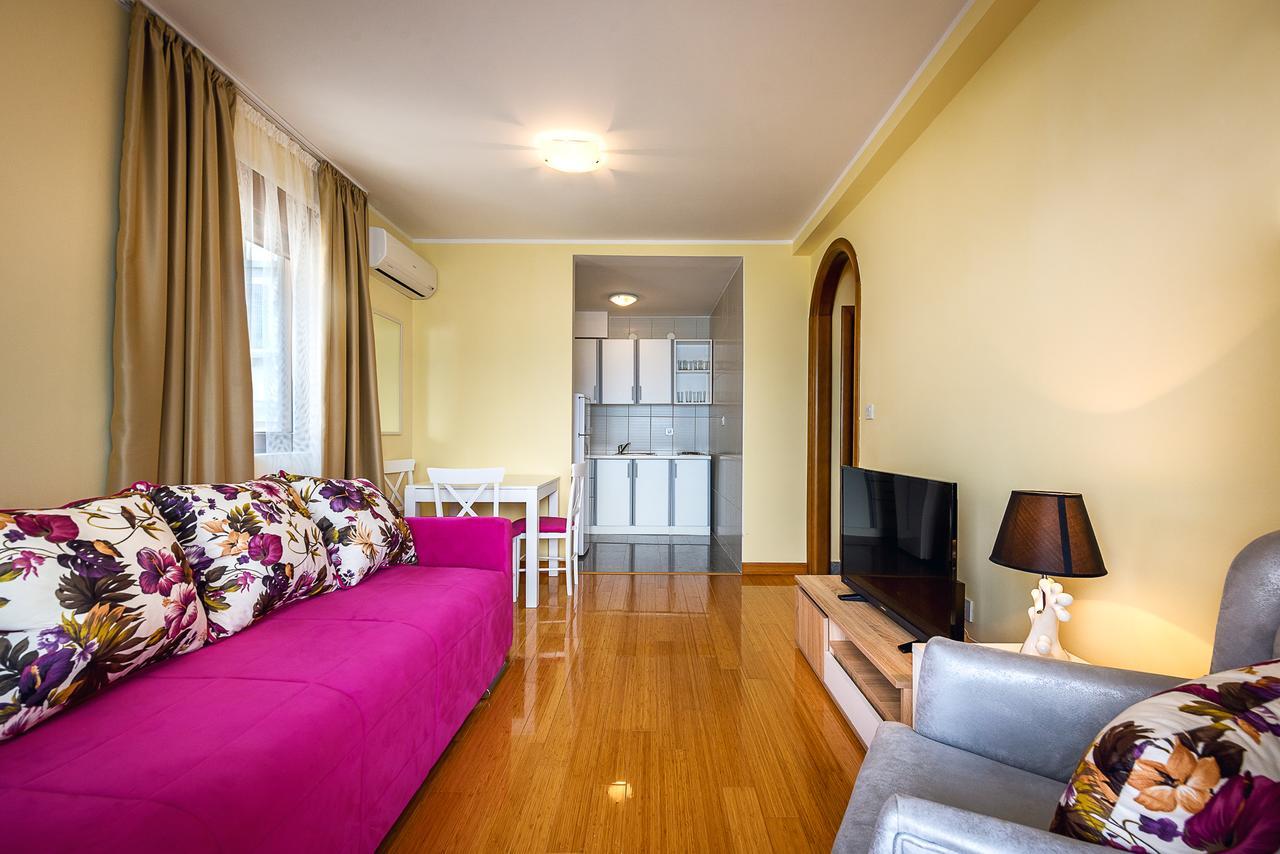 Santorini Apart Krasići Extérieur photo