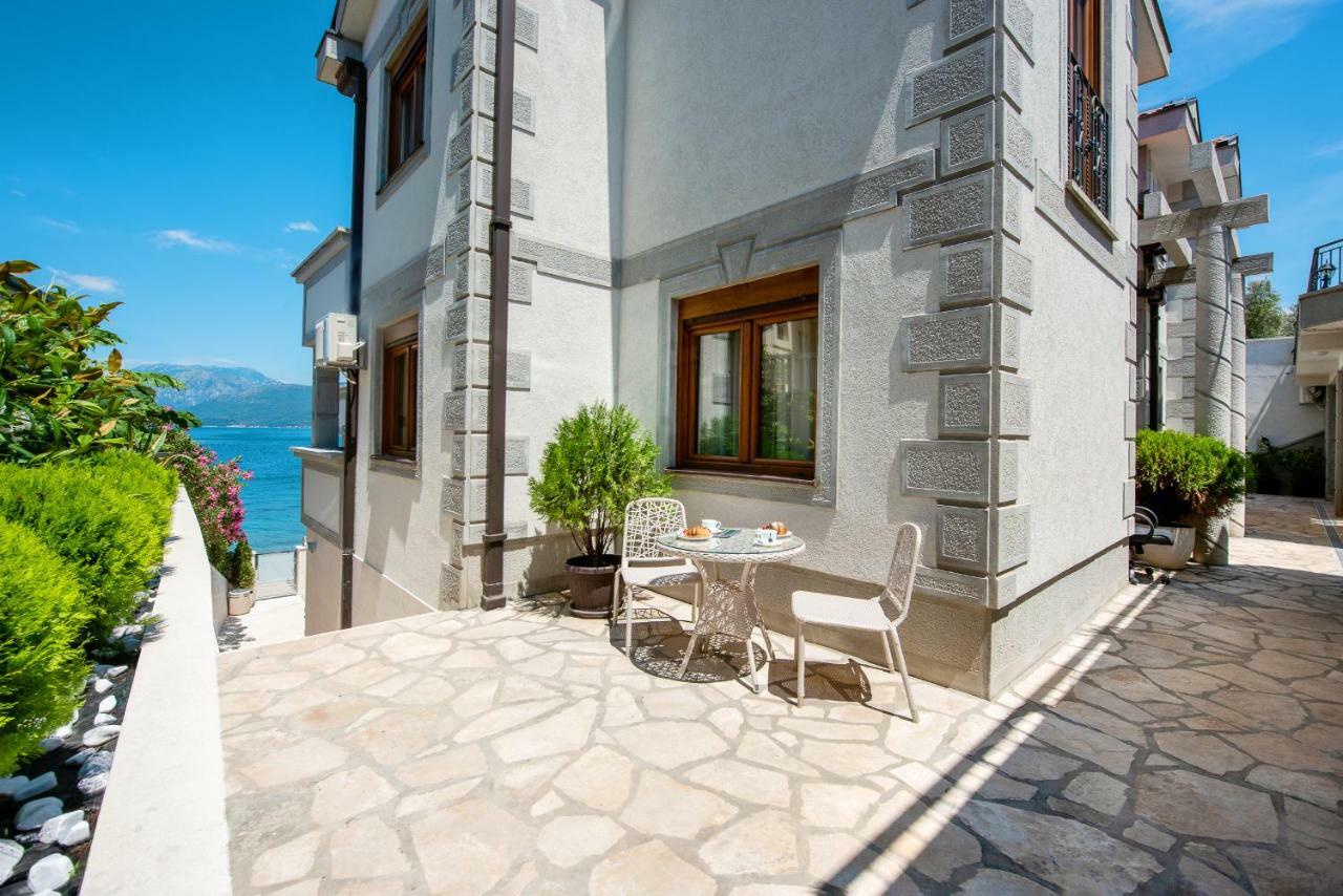 Santorini Apart Krasići Extérieur photo